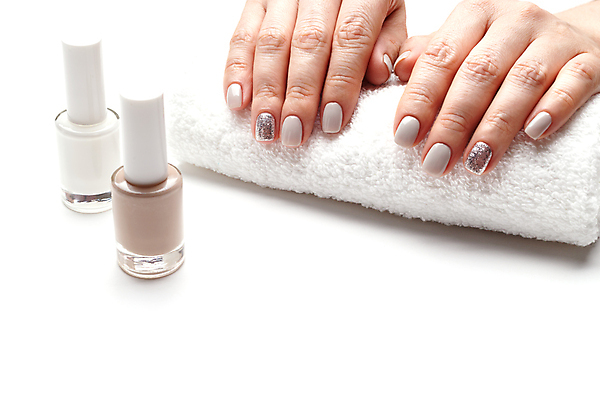 포토 JPG 해외이미지 백인 직업 라이프스타일 손 디자인 여자 백그라운드 손가락 휴식 건강 미술 사람없음 치료 수건 뷰티 유행 상점 스파 화장품 가을 못 우아함 손톱관리 손톱 미용사 피부 서비스 광택 테라피 조립 돌봄 위생관리 스타일 해외포토 서양인 계절 컨셉 의학 모션 문화예술 관리 사람 생활 신체부위 위생용품 공구 네일아트 파일형식 이미지허브