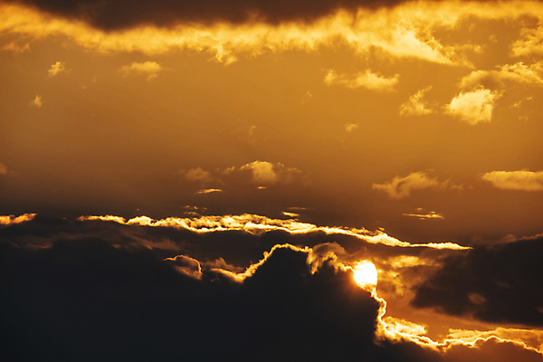 포토 JPG 해외이미지 구름 계절 백그라운드 패턴 자연 벽지 하늘 날씨 추상 안테나 파노라마 미술 풍경 사람없음 야외 여름 파란색 빛 햇빛 태양 뷰티 일출 환경 맑음 침묵 일몰 봄 흰색 분위기 정상 장면 부드러움 스카이라인 내추럴 수평선 해외포토 자연요소 컬러 컨셉 무늬 통신 문화예술 촬영기법 노을 소리 감각 생태계 파일형식 이미지허브