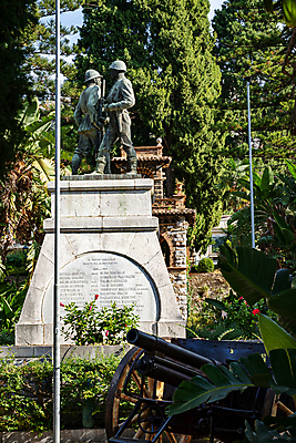포토 JPG 해외이미지 나무 공원 여행 백그라운드 건축양식 자연 하늘 휴식 풍경 사람없음 야외 초록색 햇빛 환경 정원 맑음 이탈리아 내추럴 옛날 해외포토 식물 공공시설 건축 유럽 컬러 컨셉 날씨 태양 생태계 파일형식 이미지허브