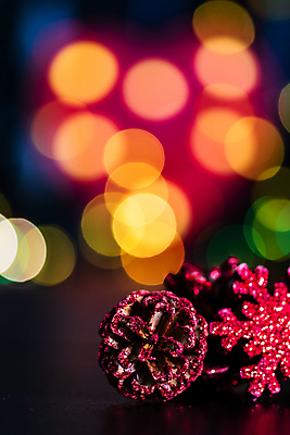 포토 JPG 해외이미지 나무 디자인 계절 행복 백그라운드 크리스마스장식 크리스마스 패턴 추상 휴가 새로움 기념 사람없음 장식 빨간색 빛 크리스마스트리 축제 화환 장식볼 축하 신용카드 황금 소프트포커스 12월 연도 보케 빛망울 광 블러 해외포토 식물 기념일 꽃 감정 컬러 컨셉 무늬 촬영기법 금융 날짜 파일형식 이미지허브