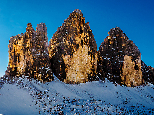 포토 JPG 해외이미지 구름 여행 백그라운드 자연 벽지 하늘 휴가 산 풍경 사람없음 여름 파란색 뷰티 얼음 바위 고도 빙하 양배추 알프스 내추럴 절정 해외포토 자연요소 계절 유럽 컬러 채소 돌_바위 생태계 파일형식 이미지허브
