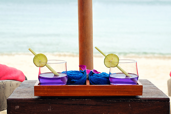 포토 JPG 해외이미지 음료 음식 여행 2 과일 유리 탁자 휴가 쟁반 건강 사람없음 목재 치료 빨간색 갈색 스파 어둠 흰색 대접 쌍둥이 상쾌 휴양지 젤리 환영 더블 텀블러 해외포토 나무 감정 컬러 가구 재료 의학 가족 재질 디저트 컵 장소 파일형식 이미지허브