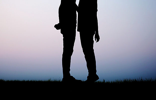 포토 JPG 해외이미지 모델 라이프스타일 커플 응시 공원 여자 남자 행복 실루엣 여행 결혼 백그라운드 2 관계 자연 하늘 휴가 사랑 미술 미소 사람 풍경 성인 야외 두명 여름 뷰티 노란색 유행 일출 검은색 일몰 우아함 고립 해외포토 시선 계절 공공시설 감정 컬러 컨셉 문화예술 촬영기법 표정 이벤트 생활 노을 생태계 파일형식 이미지허브