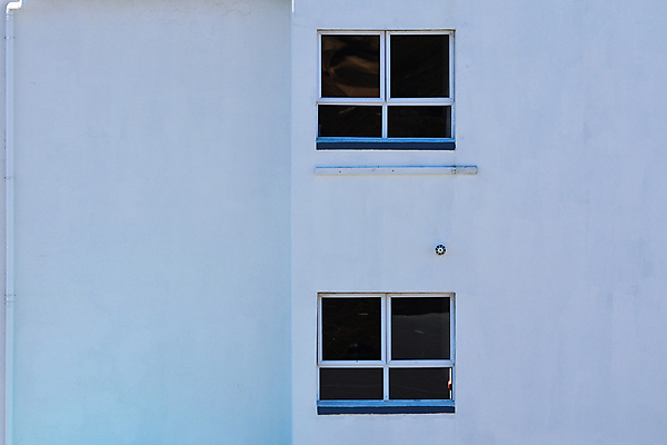 포토 JPG 해외이미지 디자인 외관 선 벽 백그라운드 2 건축양식 창문 유리 벽지 추상 주택 프레임 사람없음 야외 건물 가로 초록색 우주 사각형 사진촬영 페인트 흰색 도시 그리기 창고 정사각형 심플 타운 남아프리카 대칭 석고 평야 카피스페이스 해외포토 도형 건축물 건축 컬러 무늬 모션 아프리카 자연 재질 촬영 공백 파일형식 이미지허브