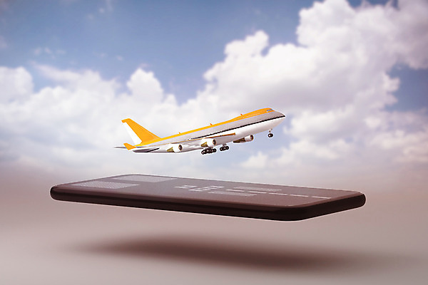 PSD 구름 편집이미지 여행 비즈니스 하늘 모바일 비행기 정보기술 사람없음 스마트폰 3D 구매 항공권 스마트 디지털합성 결제 모바일쇼핑 예약 티켓팅 목업 핀테크 편집3D 자연요소 컨셉 항공교통 대중교통 기술 금융 핸드폰 스마트기기 쇼핑 티켓 온라인쇼핑 파일형식