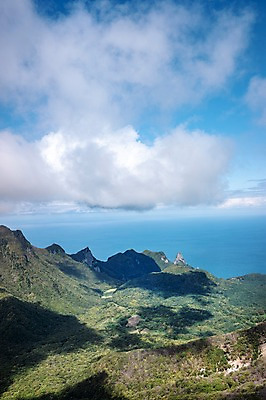 포토 JPG 주간 구름 자연 하늘 산 풍경 사람없음 야외 산등성이 울릉도 나리분지 국내포토 자연요소 섬 경상북도 생태계 파일형식