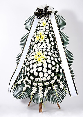 포토 JPG 스튜디오촬영 꽃 리본 프레임 실내 사람없음 오브젝트 흰배경 위로 장례 근조 근조화환 국내포토 식물 백그라운드 내부 화환 흰색 파일형식