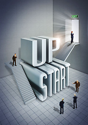 PSD 편집이미지 비즈니스 여러명 사람없음 빛 조형물 문 계단 희망 기쁨 미니어처 피규어 회색 흰색 오픈 창업 비상구 혁명 기술혁신 카피스페이스 이미지편집 감정 컬러 다수 컨셉 미술 사람 모형 공백 자영업 파일형식