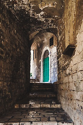 포토 JPG 주간 해외풍경 여행 고건축 유럽풍경 유적지 풍경 사람없음 야외 관광지 크로아티아 올드타운 쉬베니크 국내포토 자연요소 해외 건축물 유럽 파일형식