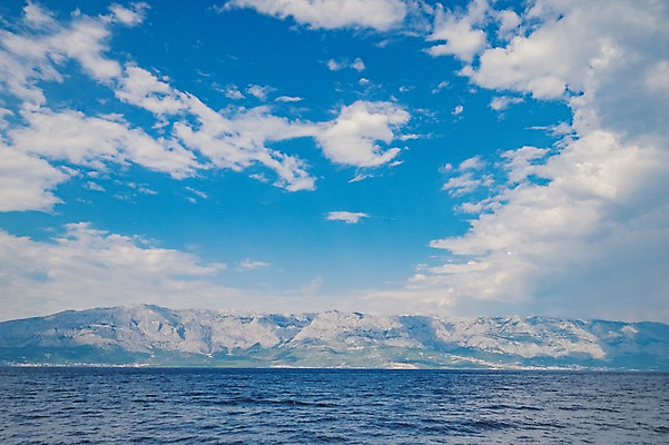 포토 JPG 주간 구름 해외풍경 바다 여행 유럽풍경 유적지 하늘 풍경 사람없음 야외 크로아티아 국내포토 자연요소 해외 유럽 고건축 파일형식