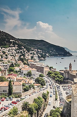 포토 JPG 주간 구름 해외풍경 건축물 도로 호수 여행 유럽풍경 자동차 하늘 풍경 사람없음 야외 크로아티아 두브로브니크 올드타운 국내포토 자연요소 해외 건축 유럽 길 육상교통 교통시설 파일형식