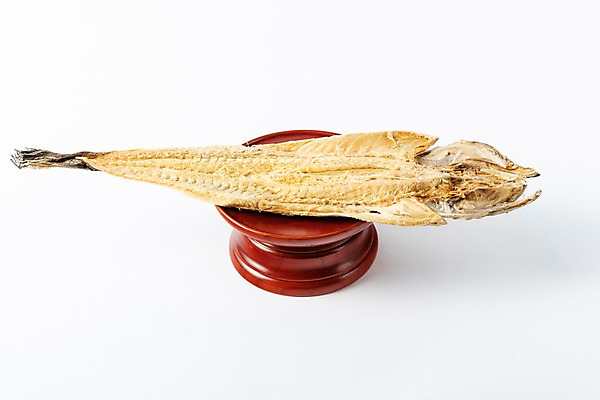 포토 JPG 스튜디오촬영 한국전통 명절 문화 한식 실내 누끼 근접촬영 사람없음 제사 흰배경 제기_제사 노력 제사상 제사음식 명절음식 북어포 정성 조상 국내포토 전통 기념일 음식 뷰포인트 백그라운드 한국 내부 전통음식 흰색 전통의례 제사용품 파일형식 어포