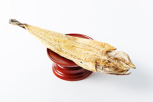 포토 JPG 스튜디오촬영 한국전통 명절 문화 한식 실내 누끼 근접촬영 사람없음 제사 흰배경 제기_제사 노력 제사상 제사음식 명절음식 북어포 정성 조상 국내포토 전통 기념일 음식 뷰포인트 백그라운드 한국 내부 전통음식 흰색 전통의례 제사용품 파일형식 어포