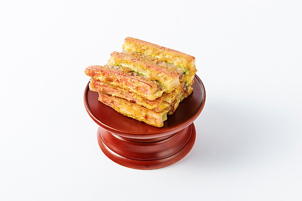 포토 JPG 스튜디오촬영 한국전통 명절 문화 한식 실내 누끼 근접촬영 사람없음 전 제사 흰배경 제기_제사 노력 제사상 제사음식 명절음식 꼬치전 정성 조상 국내포토 전통 기념일 음식 뷰포인트 백그라운드 한국 내부 전통음식 흰색 전통의례 제사용품 파일형식