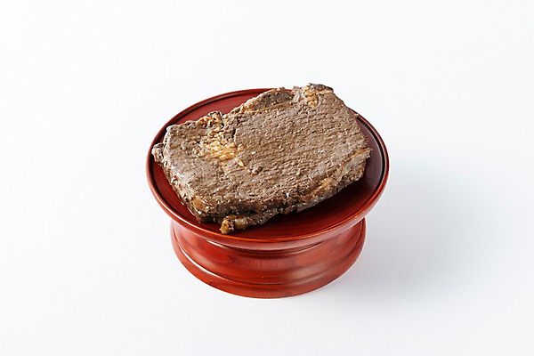 포토 JPG 스튜디오촬영 한국전통 명절 문화 한식 실내 육류 누끼 근접촬영 사람없음 소고기 제사 흰배경 제기_제사 노력 제사상 제사음식 명절음식 산적 정성 조상 국내포토 전통 기념일 음식 뷰포인트 백그라운드 식재료 한국 내부 전통음식 흰색 전통의례 제사용품 파일형식