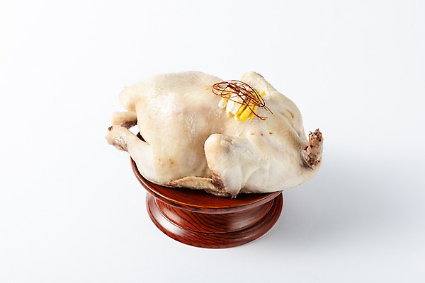 포토 JPG 스튜디오촬영 한국전통 명절 문화 한식 실내 누끼 근접촬영 사람없음 닭고기 제사 흰배경 제기_제사 노력 제사상 제사음식 명절음식 정성 조상 국내포토 전통 기념일 음식 뷰포인트 백그라운드 한국 육류 내부 전통음식 흰색 전통의례 제사용품 파일형식