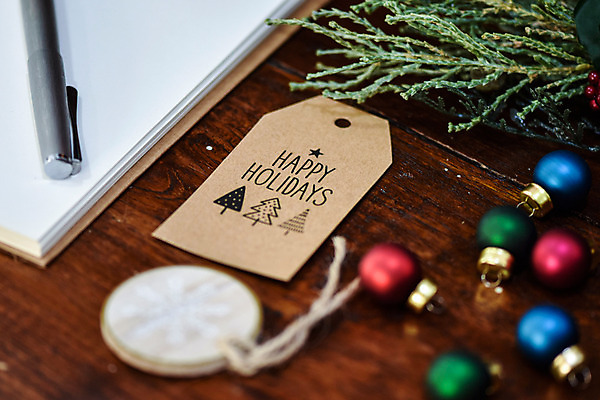 포토 JPG 스튜디오촬영 식물 잎 크리스마스 겨울 전구 크리스마스용품 실내 사람없음 아웃포커스 인테리어 펜 감성 솔잎 꼬마전구 네임텍 국내포토 디자인 계절 기념일 컨셉 촬영기법 내부 필기구 용품 파일형식