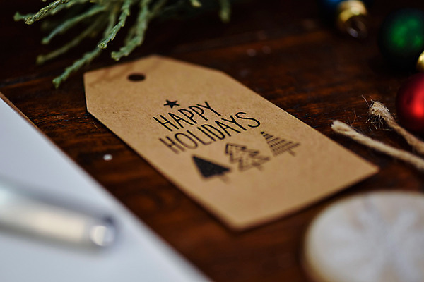 포토 JPG 스튜디오촬영 잎 크리스마스 겨울 크리스마스용품 실내 근접촬영 사람없음 아웃포커스 인테리어 펜 끈 감성 네임텍 국내포토 식물 디자인 계절 기념일 뷰포인트 컨셉 촬영기법 내부 필기구 용품 파일형식