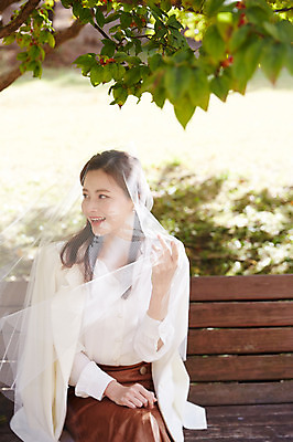 포토 JPG 주간 나무 응시 여자 행복 신부 벤치 면사포 사랑 한명 미소 사람 앉기 잔디 상반신 성인 야외 앞모습 30대 한국인 가을 예복 설레임 올림픽공원 성인여자한명만 국내포토 자연요소 식물 1 시선 옷 계절 공원 감정 뷰포인트 결혼 의자 모션 서울 표정 동양인 장년 결혼소품 여자한명만 성인여자만 파일형식