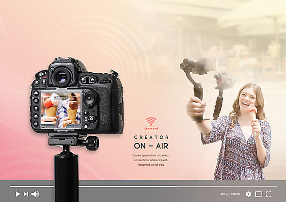 PSD 서양인 외국인 편집이미지 여자 아이스크림 한명 사람 상반신 20대 성인 앞모습 스마트폰 카메라 촬영 즐거움 방송 동영상 DSLR 성인여자한명만 카피스페이스 크리에이터 이미지편집 직업 1 감정 뷰포인트 디저트 인종 청년 전자제품 핸드폰 스마트기기 공백 여자한명만 성인여자만 파일형식 1인미디어