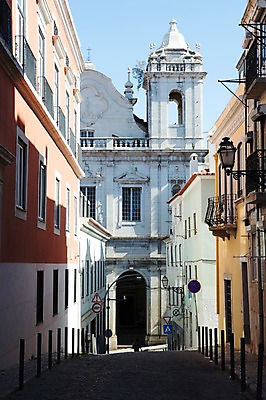 포토 JPG 주간 해외풍경 건축물 유럽풍경 거리풍경 풍경 사람없음 야외 표지판 골목길 포르투갈 국내포토 자연요소 해외 건축 유럽 길 거리 알림판 파일형식