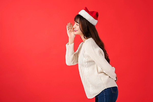 포토 JPG 스튜디오촬영 학생 응시 여자 기념일 행복 대학생 크리스마스 산타모자 실내 한명 미소 사람 이벤트 상반신 20대 청년 옆모습 청춘 외침 한국인 알림 즐거움 빨간배경 설렘 청년여자한명만 성인여자한명만 국내포토 모자_잡화 1 시선 감정 뷰포인트 백그라운드 컨셉 표정 동양인 성인 내부 빨간색 소리 여자한명만 성인여자만 청년여자만 파일형식