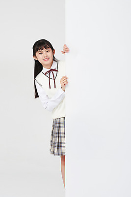 포토 JPG 스튜디오촬영 전신 배너 여학생 여자 교복 중학생 청소년 사각프레임 알림판 실내 한명 서기 미소 앞모습 10대 십대라이프스타일 한국인 알림 흰배경 여중생 십대여자한명만 나오기 국내포토 1 학생 라이프스타일 옷 뷰포인트 모션 프레임 표정 사람 동양인 내부 사각형 흰색 여자한명만 십대여자만 파일형식 도형 컬러 인종 생활 여자만 십대만