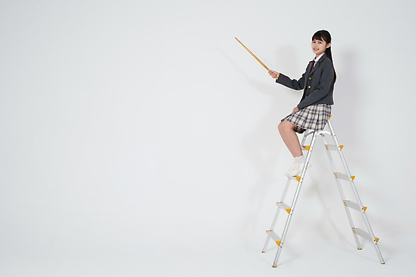 포토 JPG 스튜디오촬영 전신 여학생 여자 교복 사다리 중학생 청소년 실내 한명 미소 들기 앉기 옆모습 10대 십대라이프스타일 한국인 가리킴 알림 흰배경 여중생 지휘봉 십대여자한명만 국내포토 1 학생 라이프스타일 옷 뷰포인트 백그라운드 모션 표정 사람 동양인 손짓 내부 흰색 도구 여자한명만 십대여자만 파일형식