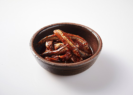 포토 JPG 스튜디오촬영 그릇 접시 음식 실내 누끼 근접촬영 사람없음 흰배경 멸치젓갈 향토음식 국내포토 식기 뷰포인트 백그라운드 내부 흰색 젓갈 파일형식