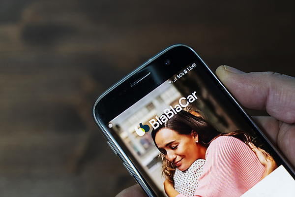 포토 JPG 해외이미지 구름 손 디자인 백그라운드 컨셉 인터넷 일러스트 통신 모바일 세포 사람없음 스마트폰 핸드폰 컴퓨터 알약 디지털 스크린 웹 터치 정보 네트워크 메시지 어플리케이션 연결 무선전화기 전화기 스마트 심볼 사인 전자 온라인 멀티미디어 고립 소셜 소프트웨어 인터페이스 터치스크린 해외포토 자연요소 신체부위 전자제품 스마트기기 약 파일형식 이미지허브