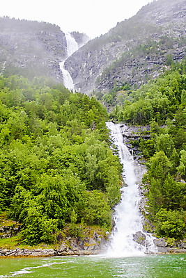 포토 JPG 해외이미지 구름 바다 여행 자연 날씨 산 파노라마 노르웨이 풍경 사람없음 야외 초록색 물 파란색 강 뷰티 트래킹 폭포 하이킹 보트 숲 언덕 암초 내추럴 스칸디나비아 원정 해외포토 자연요소 유럽 컬러 배_교통 레저 촬영기법 생태계 파일형식 이미지허브
