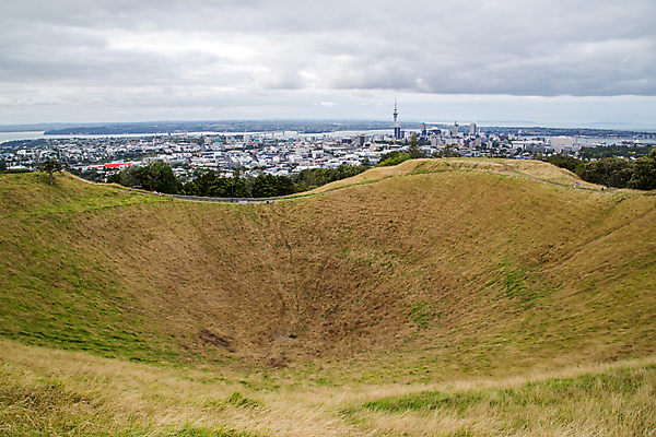 포토 JPG 해외이미지 여행 자연 휴식 새로움 산 풍경 사람없음 초록색 평화 도시 재산 정상 부식 화산 뉴질랜드 분화구 용암 원뿔 지질학 해외포토 도형 교육 컬러 컨셉 금융 오세아니아 생태계 파일형식 이미지허브