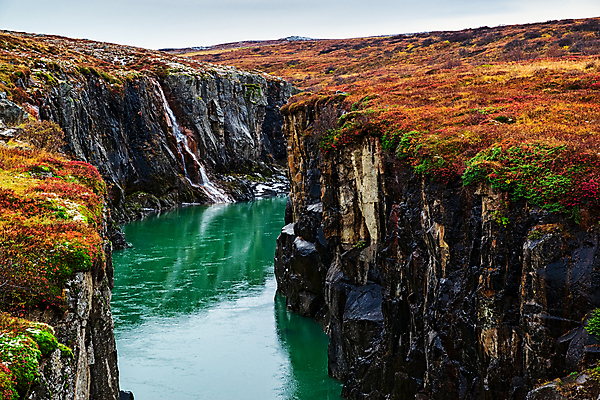 포토 JPG 해외이미지 구름 여행 자연 하늘 산 아이슬란드 풍경 사람없음 야외 가로 초록색 강 골짜기 빙하 북쪽 내추럴 해외포토 자연요소 유럽 컬러 방향 생태계 파일형식 이미지허브