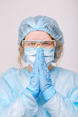 포토 JPG 해외이미지 직업 여자 유럽 장갑 유니폼 생각 건강 병원 피곤 가면 한명 약 간호사 의사 슬픔 기도 바이러스 보호 질병 고민 예방 업무과다 주사약 외과 테라피 백신 예방접종 예방주사 우울증 전염병 카피스페이스 해외포토 1 잡화 옷 감정 나라 컨셉 의학 주사기 사람 뷰티 공백 의료진 업무 접종 파일형식 이미지허브