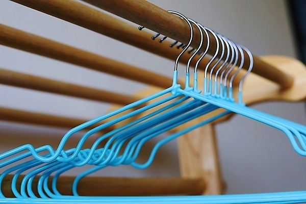 포토 JPG 해외이미지 옷 벽 셔츠 가사 가정 주택 서기 정장 사람없음 목재 파란색 세트 뷰티 갈색 유행 공백 방 장비 코트 직물 바 장롱 고리 그룹 옷걸이 수집 오브젝트 철사 수납 신발장 줄서기 스타일 많음 해외포토 나무 컬러 가구 컨셉 상의 재료 모션 건물 외투 파일형식 이미지허브