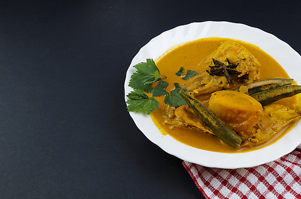 포토 JPG 해외이미지 전통 접시 아시아 조각 채소 고추 양파 건강 육류 요리 동양인 사람없음 세트 노란색 식당 식사 저녁식사 당근 우유 신선 맛 해산물 향신료 메뉴 매움 인도네시아 레시피 카레 말레이시아 단백질 인기 해외포토 식기 나라 음식 컬러 컨셉 식재료 유제품 뿌리채소 인종 상점 영양소 향미료 파일형식 이미지허브