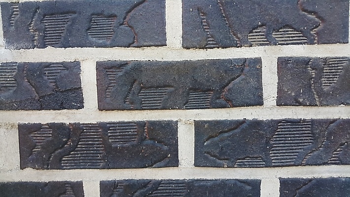 포토 JPG 해외이미지 벽 백그라운드 패턴 건축양식 벽지 표면 날씨 벽돌 주택 건설업 돌담 사람없음 건물 인테리어 갈색 검은색 블록 도시 거친 질감 정사각형 시멘트 점토 고체 그런지 콘크리트 카피스페이스 해외포토 도형 건축물 디자인 건축 산업 컬러 무늬 담장 공백 돌_바위 파일형식 이미지허브