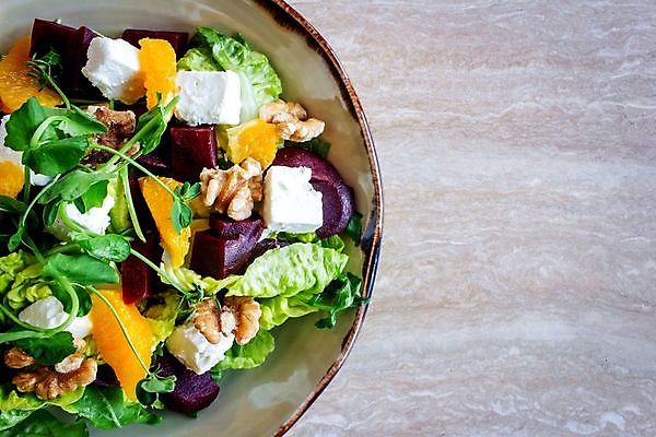 포토 JPG 해외이미지 음식 조각 백그라운드 다이어트 토마토 채소 과일 재료 자연 양파 오이 치즈 감자 파프리카 파슬리 건강 사람없음 빨간색 초록색 농작물 노란색 식당 저녁식사 샐러드 흰색 신선 사발 사과 상추 먹기 허브 유기농 양배추 날것 후추 모음 아보카도 그리스인 내추럴 고립 섞기 영양분 채식주의자 해외포토 서양인 식물 웰빙 컬러 농업 모션 유제품 한글 상점 식사 사기그릇 향신료 생태계 채식 파일형식 이미지허브