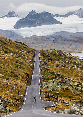 포토 JPG 해외이미지 구름 도로 스포츠 여행 자연 휴가 산 노르웨이 풍경 사람없음 초록색 빙하 사이클링 해외포토 자연요소 유럽 길 컬러 교통시설 육상스포츠 생태계 파일형식 이미지허브