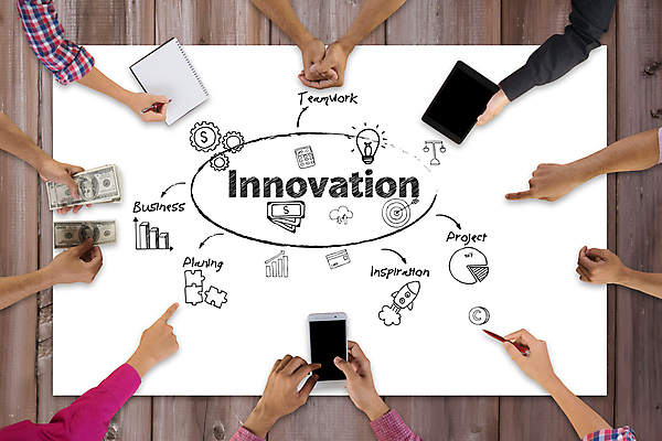 포토 JPG 해외이미지 아이콘 직업 인터넷 비즈니스 사업가 통신 회의 아이디어 안테나 사람 사람없음 그래픽 단어 스마트폰 사무실 알약 디지털 작업 비즈니스우먼 네트워크 계획 연결 토론 고객 심볼 분석 시작 온라인 브레인스토밍 해외포토 문자 여자 컨셉 핸드폰 스마트기기 약 직장인 파일형식 이미지허브