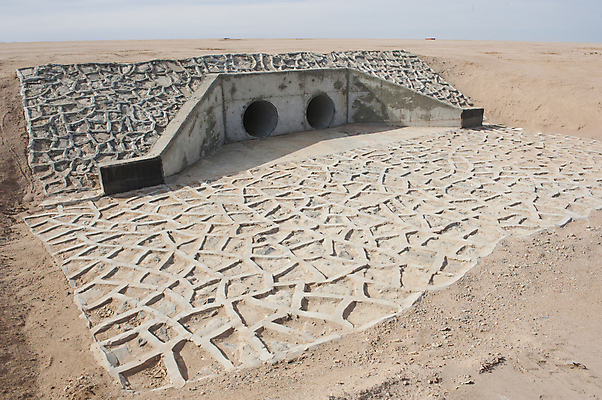 포토 JPG 해외이미지 사람없음 큼 댐 홍수 시멘트 튜브 지하 배수구 콘크리트 해외포토 공공시설 크기 자연재해 파일형식 이미지허브