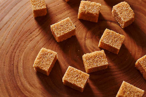 포토 JPG 해외이미지 음료 재료 지팡이 사탕 종류 사람없음 빛 흰색 거친 변화 닫기 달콤 맛 낟알 크리스탈 설탕 큐브 흙더미 옛날 해로움 사탕수수 캐러멜 해외포토 식물 컬러 컨셉 모션 디저트 흙 광석 파일형식 더미 이미지허브