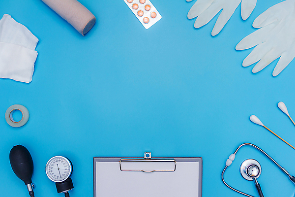 포토 JPG 해외이미지 라이프스타일 장갑 백그라운드 장신구 청진기 건강 병원 주사기 가면 사람없음 파란색 세트 약 우주 고통 장비 환자 의사 도구 도움 질병 정상 측정 붕대 테이프 머리위 처방 테라피 고립 당뇨병 돌봄 심장병 카피스페이스 해외포토 잡화 감정 컬러 컨셉 의학 의료기기 모션 문구용품 생활 뷰티 공백 의료진 파일형식 이미지허브