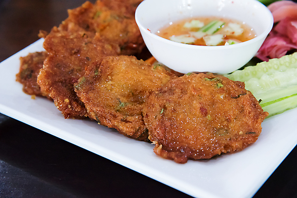 포토 JPG 해외이미지 접시 음식 백그라운드 채소 공 육류 어류 요리 사람없음 초록색 파란색 노란색 케이크 저녁식사 튀김 흰색 맛 미트볼 해산물 특별함 해외포토 식기 컬러 컨셉 식재료 디저트 식사 수중동물 파일형식 이미지허브