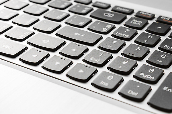 포토 JPG 해외이미지 백그라운드 인터넷 통신 기술 사람없음 노트북 컴퓨터 사무실 금속 디지털 스크린 모니터 사무용품 공책 웹 장비 키보드 업무 네트워크 연결 오브젝트 전자 시스템 해외포토 비즈니스 재질 문구용품 전자제품 작업 파일형식 이미지허브