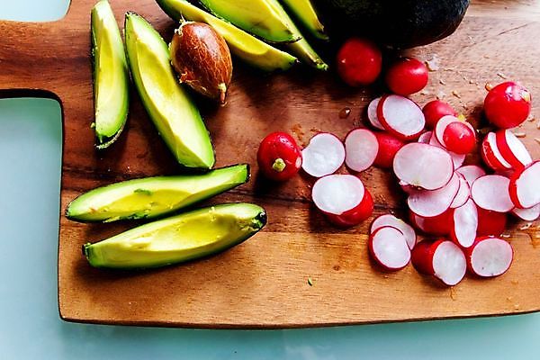 포토 JPG 해외이미지 음식 빵 조각 다이어트 채소 과일 부분 탁자 건강 씨앗 사람없음 목재 가로 초록색 식사 신선 양념 맛 아침식사 지중해 슬라이스 브런치 후추 바질 아보카도 점심식사 숙성 채식주의자 총각무 핵심 핸드메이드 비건 해외포토 나무 식물 바다 컬러 가구 컨셉 재료 무 향신료 채식 파일형식 이미지허브