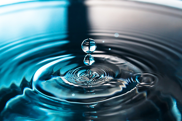 포토 JPG 해외이미지 물결 백그라운드 표면 날씨 사람없음 물 파란색 수중 흐름 추위 물방울 투명 빨래 매끈함 시원함 잔물결 스플래쉬 해외포토 자연요소 컬러 컨셉 가사 감각 파일형식 이미지허브