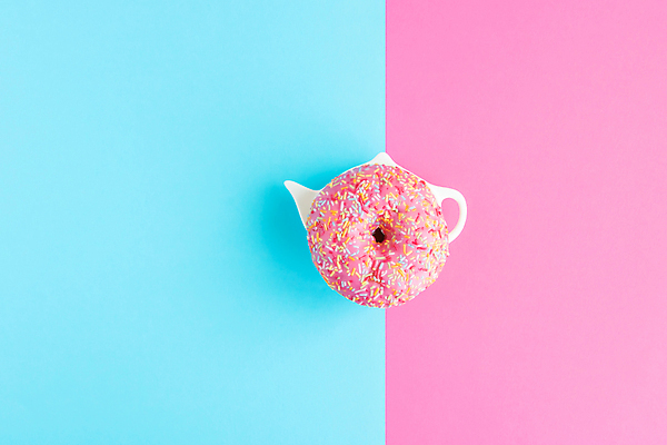 포토 JPG 해외이미지 디저트 사람없음 도넛 달콤 찻주전자 파란배경 카피스페이스 분홍색배경 해외포토 음식 분홍색 백그라운드 주전자 파란색 공백 맛 파일형식 이미지허브