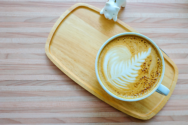 포토 JPG 해외이미지 디자인 길 커피 음료 음식 백그라운드 잎 아침 미술 사람없음 컵 갈색 상점 검은색 거품 카페 우유 머그컵 흰색 신선 뜨거움 아침식사 정상 굽기 아로마 바리스타 카푸치노 에스프레소 고립 라떼 모카 카페인 스타일 해외포토 주간 식물 직업 식기 컬러 문화예술 유제품 식사 구이 파일형식 이미지허브