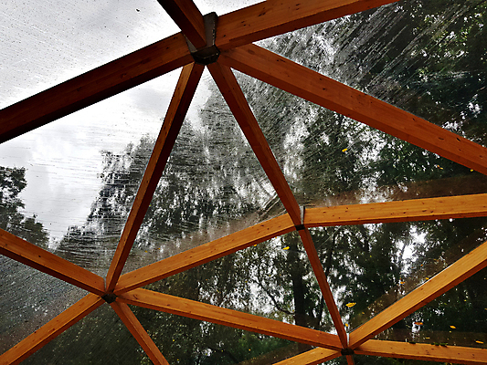 포토 JPG 해외이미지 나무 계절 공원 백그라운드 건축양식 지붕 날씨 프레임 사람없음 야외 건물 목재 여름 빛 물방울 투명 해외포토 식물 건축물 공공시설 건축 재료 파일형식 이미지허브